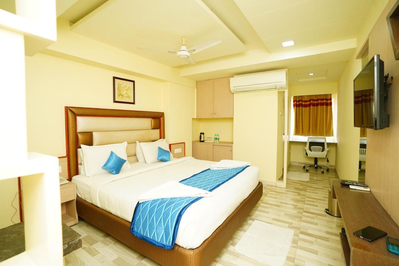 Hotel Sk Riverfront Vijayawāda Exterior foto