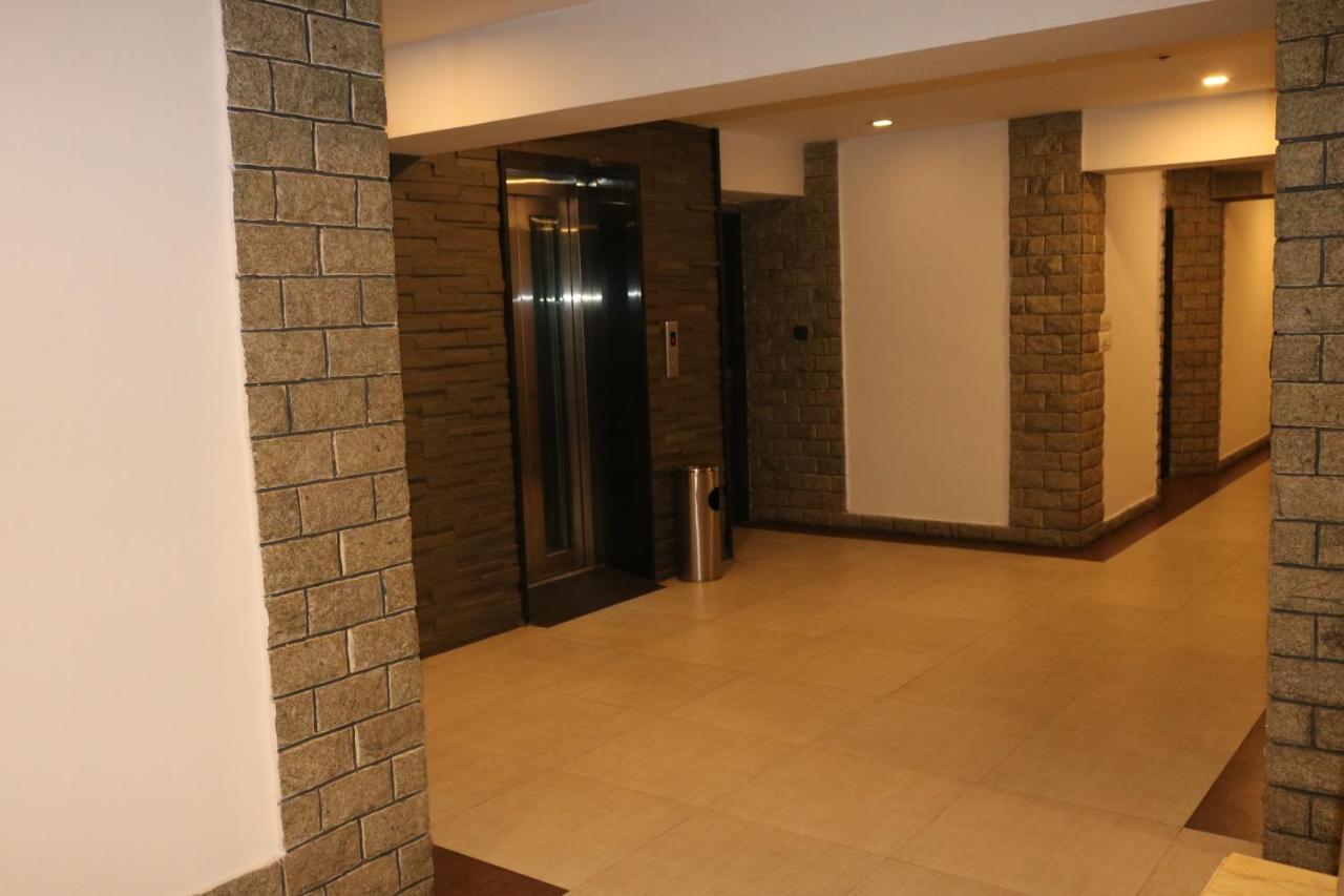 Hotel Sk Riverfront Vijayawāda Exterior foto