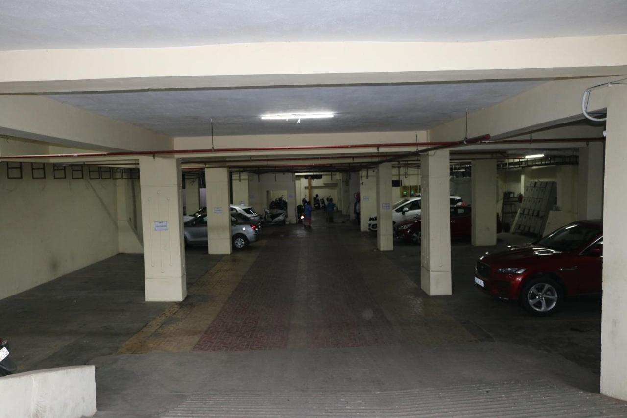 Hotel Sk Riverfront Vijayawāda Exterior foto